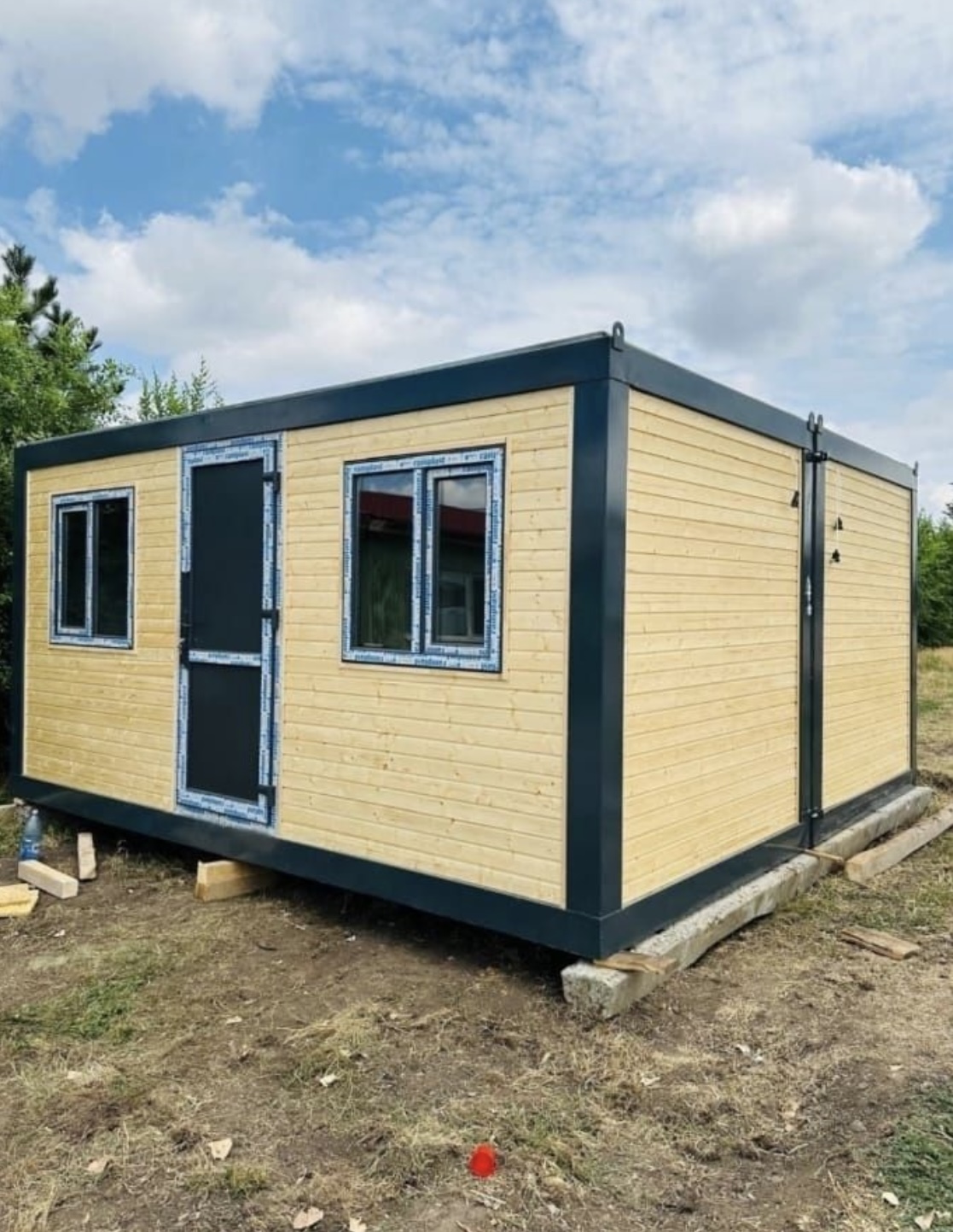 Container modular