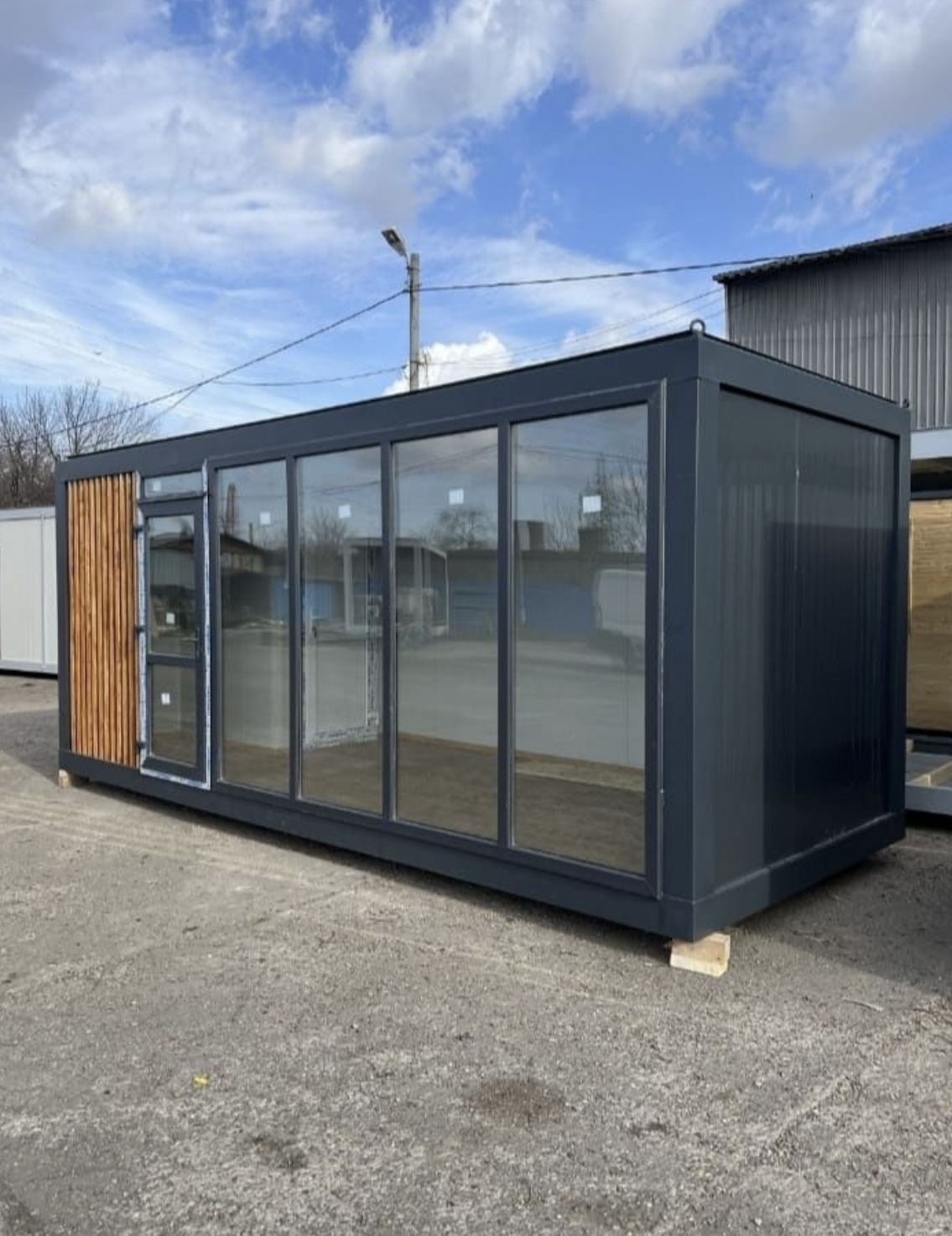 Container modular